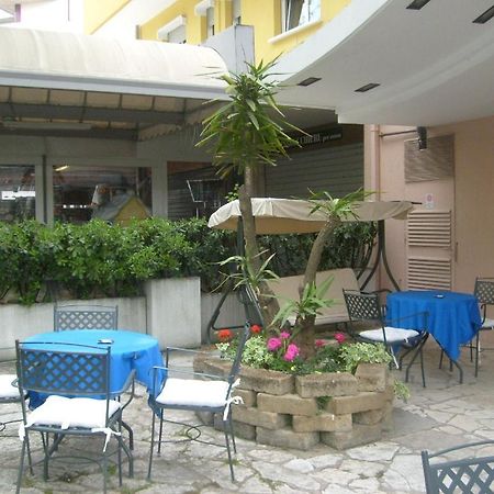 Hotel Bel Air Rivazzurra Di Rimini Eksteriør bilde